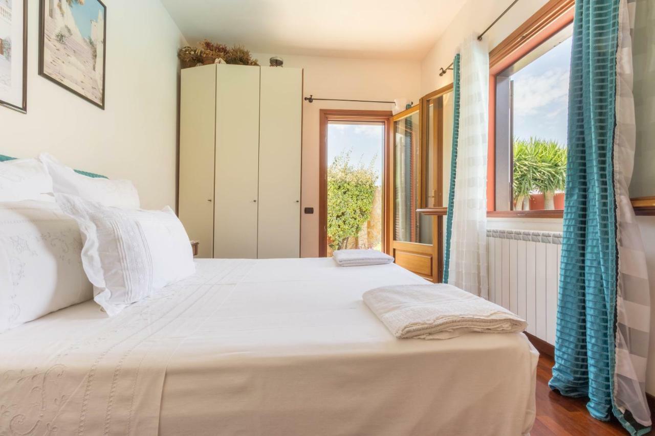Hotel Stella Quartu SantʼElena Exteriér fotografie