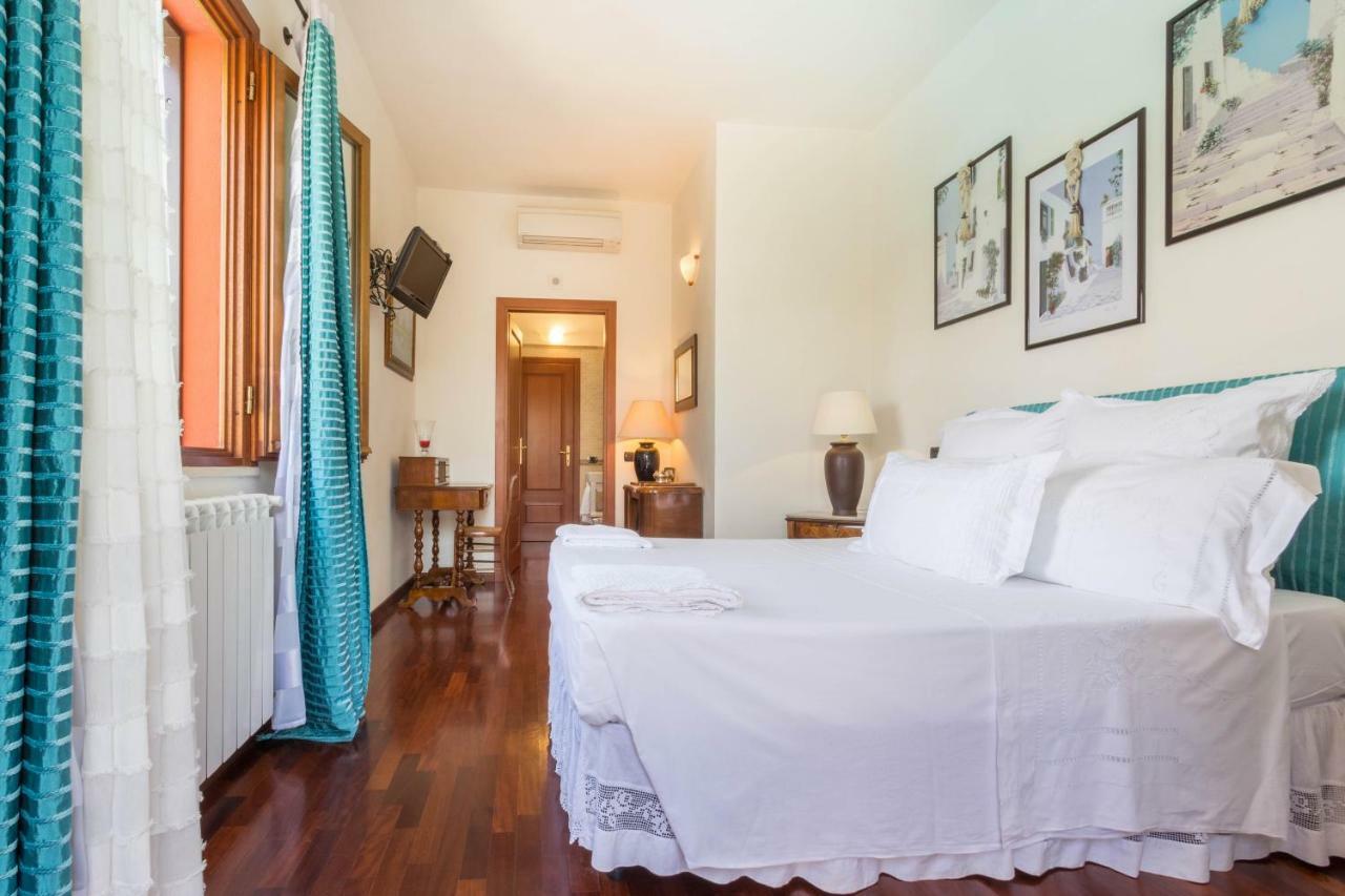 Hotel Stella Quartu SantʼElena Exteriér fotografie
